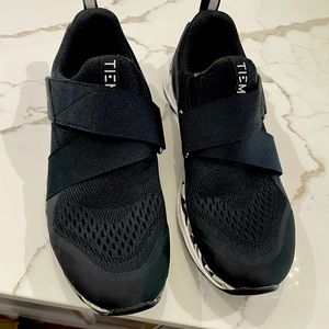 Tiem cycle sneakers SIZE:9